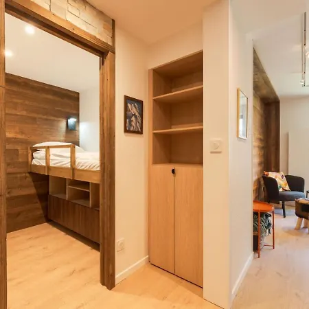 Sommet - Chaleureux | 5pax | | Vue Mont *