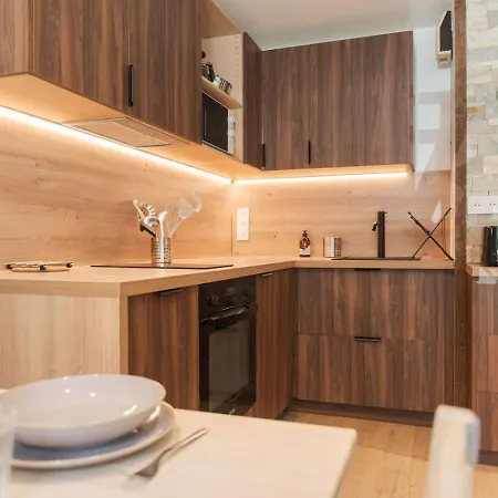 Sommet - Chaleureux | 5pax | | Vue Mont * 霞慕尼